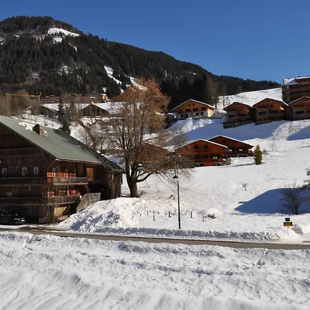 Perce Neige Pnb23 Nature & Family 4 Pers * Châtel